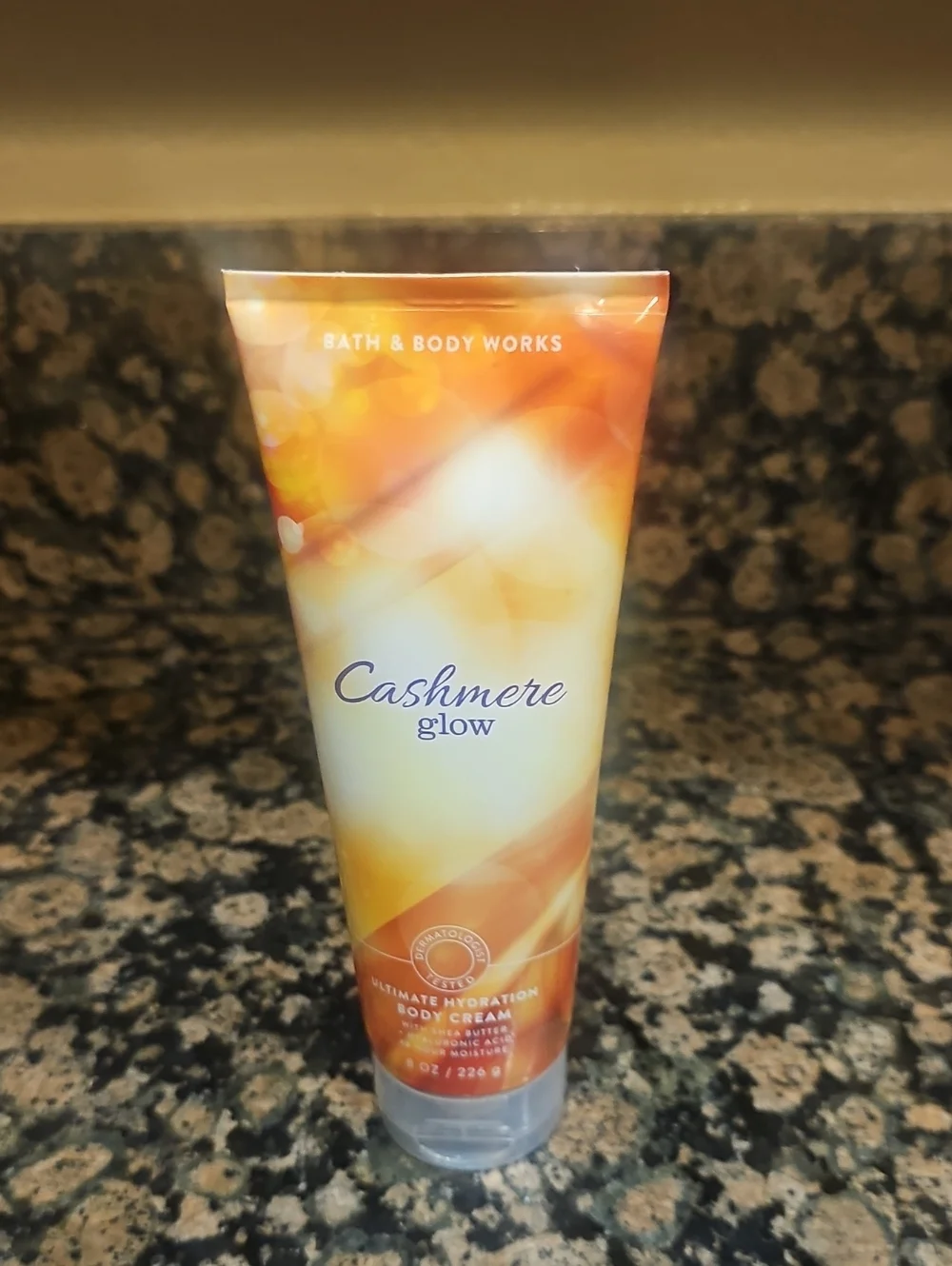 Bath & Body Works Cashmere Glow Ultimate Hydration Body Cream
